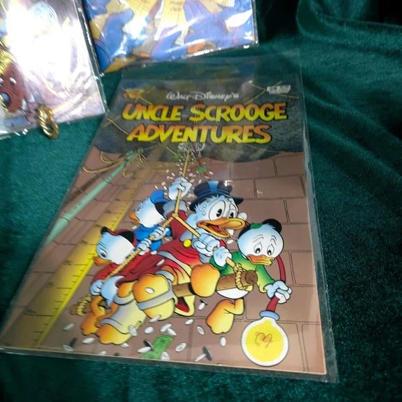 Gladstone Walt Disney's Uncle Scrooge Adventures Comic Book Lot of 5 - Picture 5 of 6